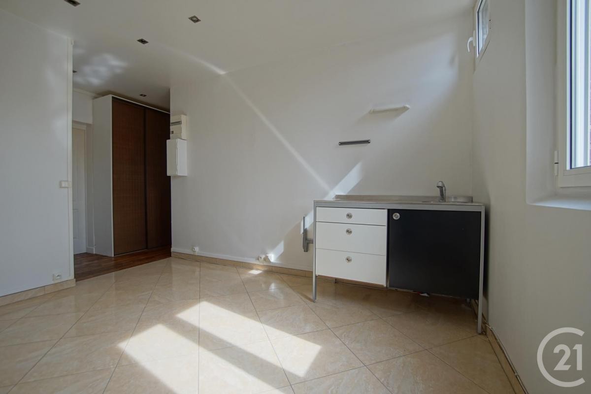 Location Appartement à Villeneuve-le-Roi 2 pièces