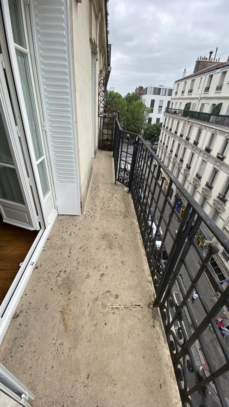 Location Appartement à Paris Buttes-Chaumont 19e arrondissement 3 pièces