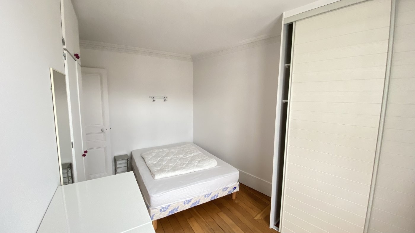 Location Appartement à Paris Buttes-Chaumont 19e arrondissement 3 pièces