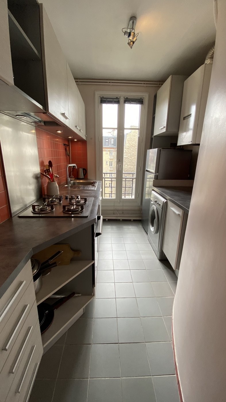 Location Appartement à Paris Buttes-Chaumont 19e arrondissement 3 pièces