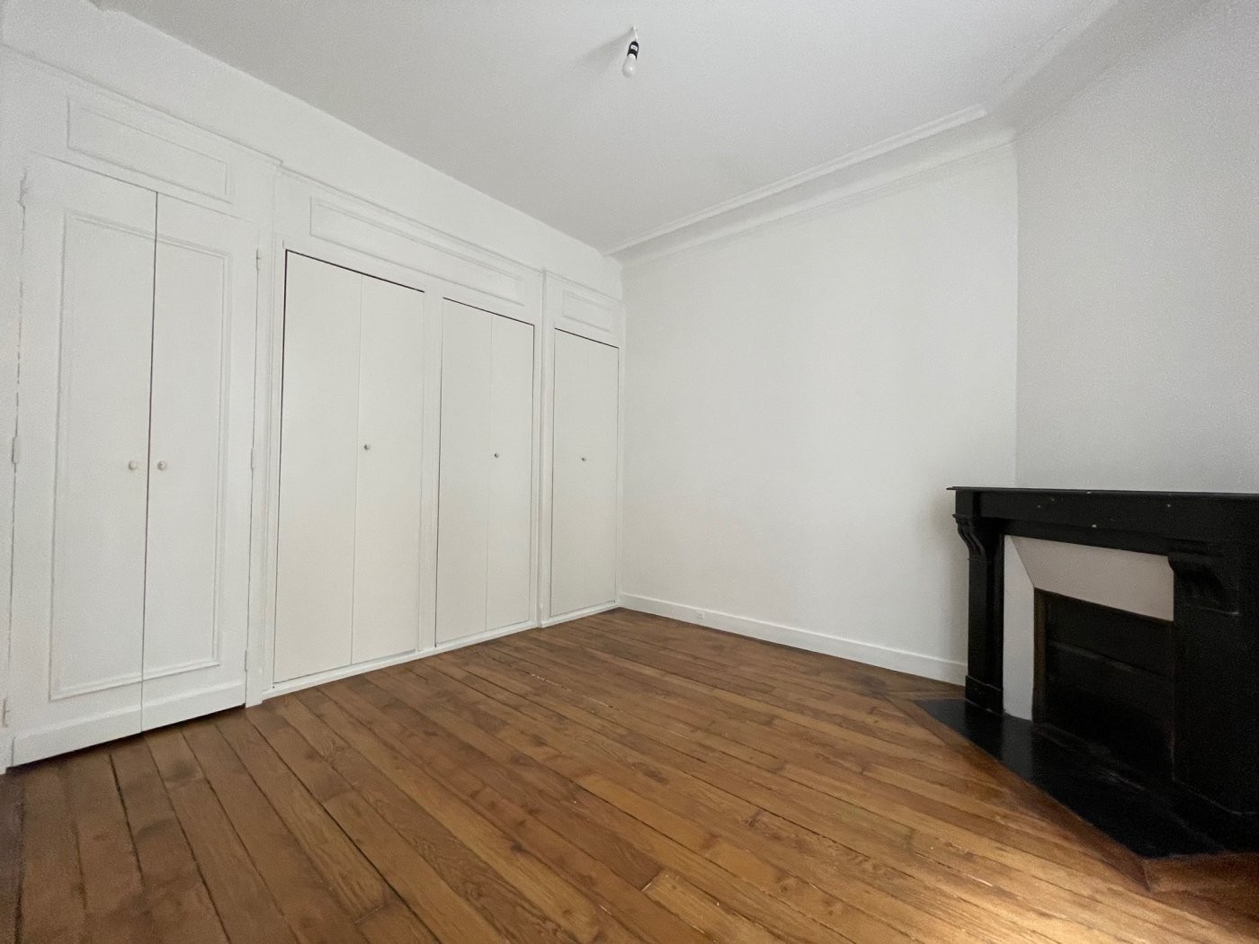 Vente Appartement à Paris Batignolles-Monceaux 17e arrondissement 3 pièces