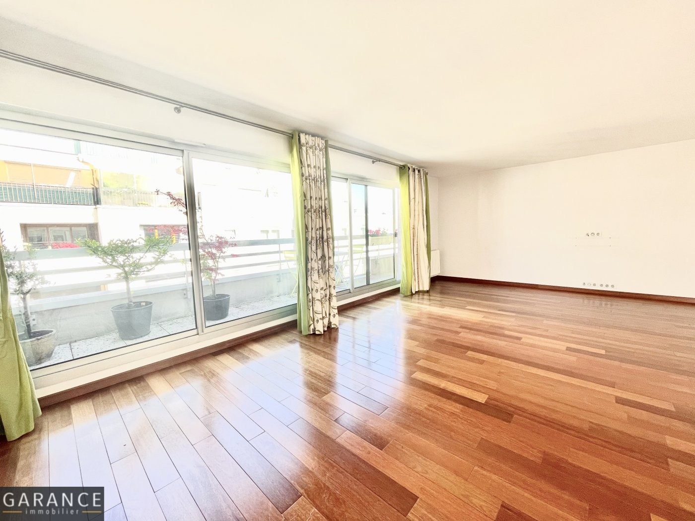 Vente Appartement à Paris Reuilly 12e arrondissement 5 pièces