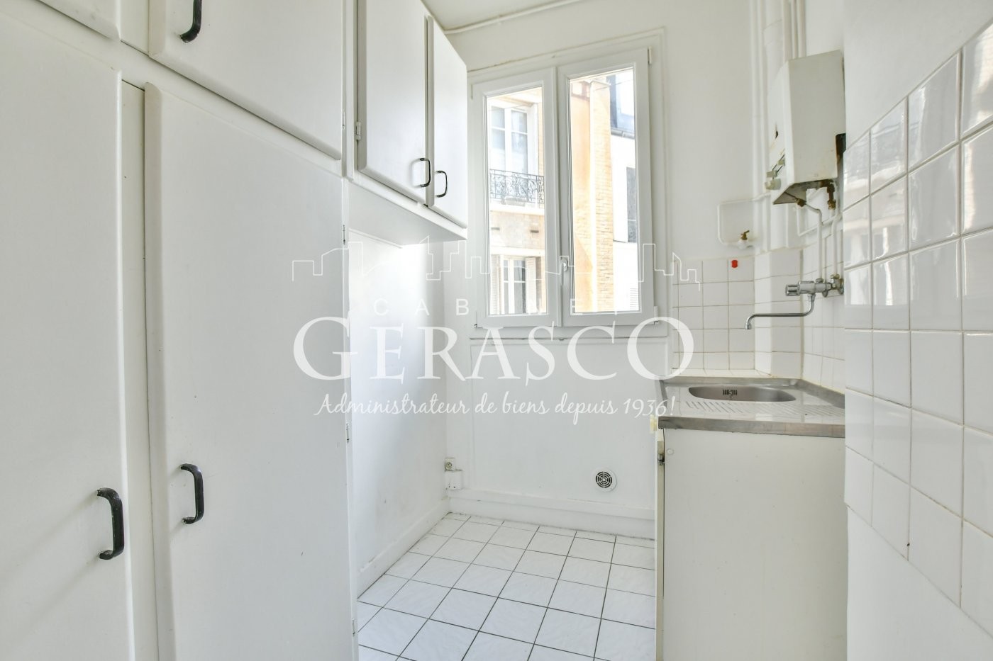 Location Appartement à Paris Vaugirard 15e arrondissement 2 pièces