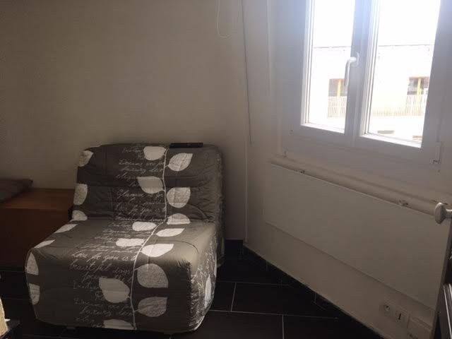 Location Appartement à Paris Entrepôt 10e arrondissement 1 pièce