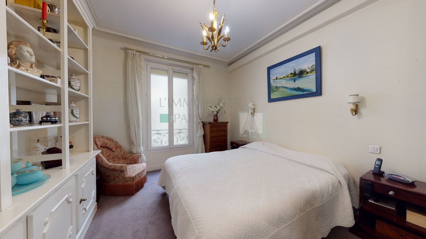 Vente Appartement à Paris Butte-Montmartre 18e arrondissement 5 pièces