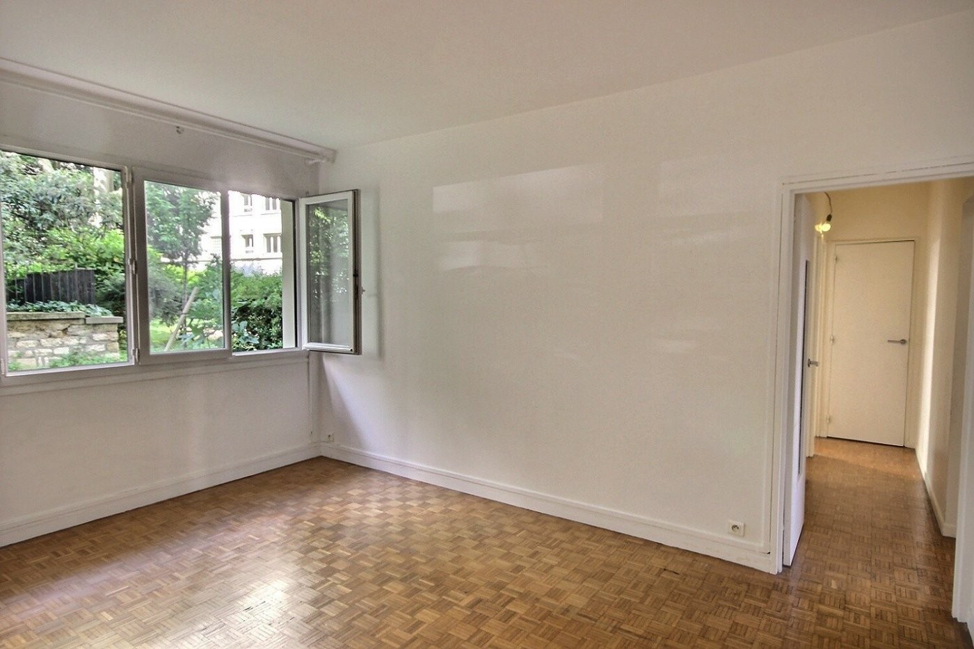 Vente Appartement à Paris Vaugirard 15e arrondissement 3 pièces