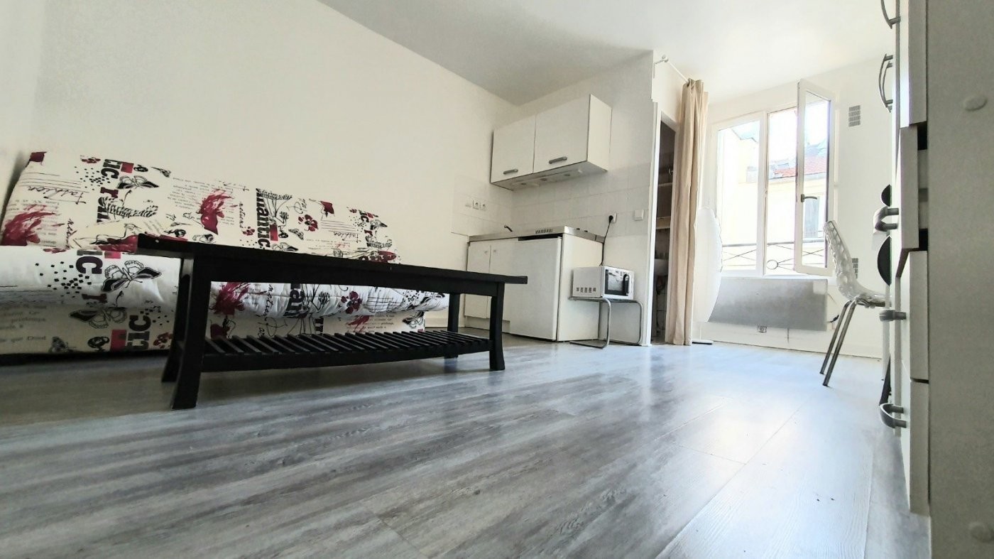 Location Appartement à Paris Entrepôt 10e arrondissement 0 pièce