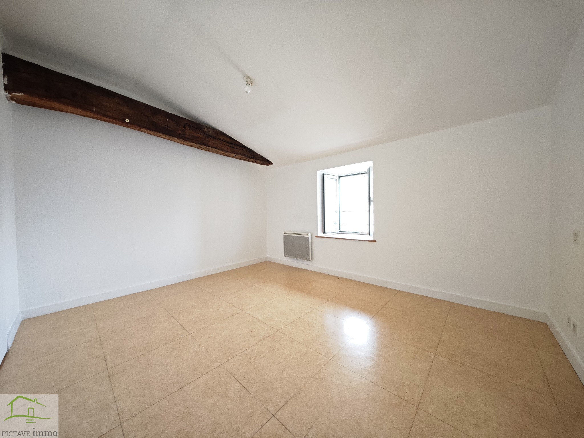 Location Appartement à Lezay 4 pièces