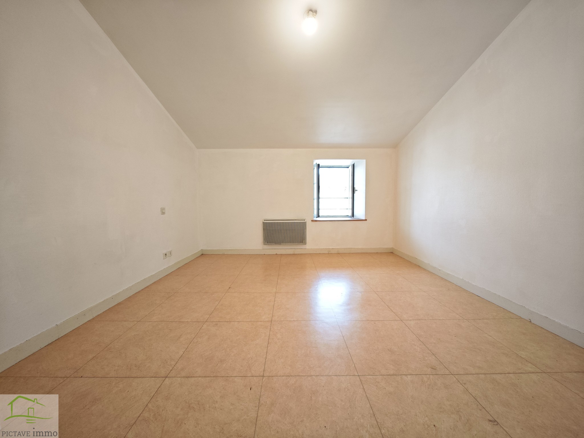 Location Appartement à Lezay 4 pièces