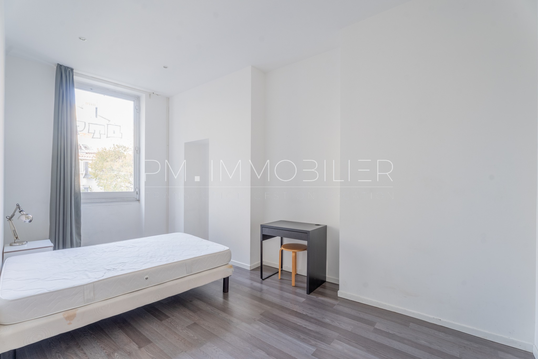 Location Appartement à Marseille 1er arrondissement 3 pièces