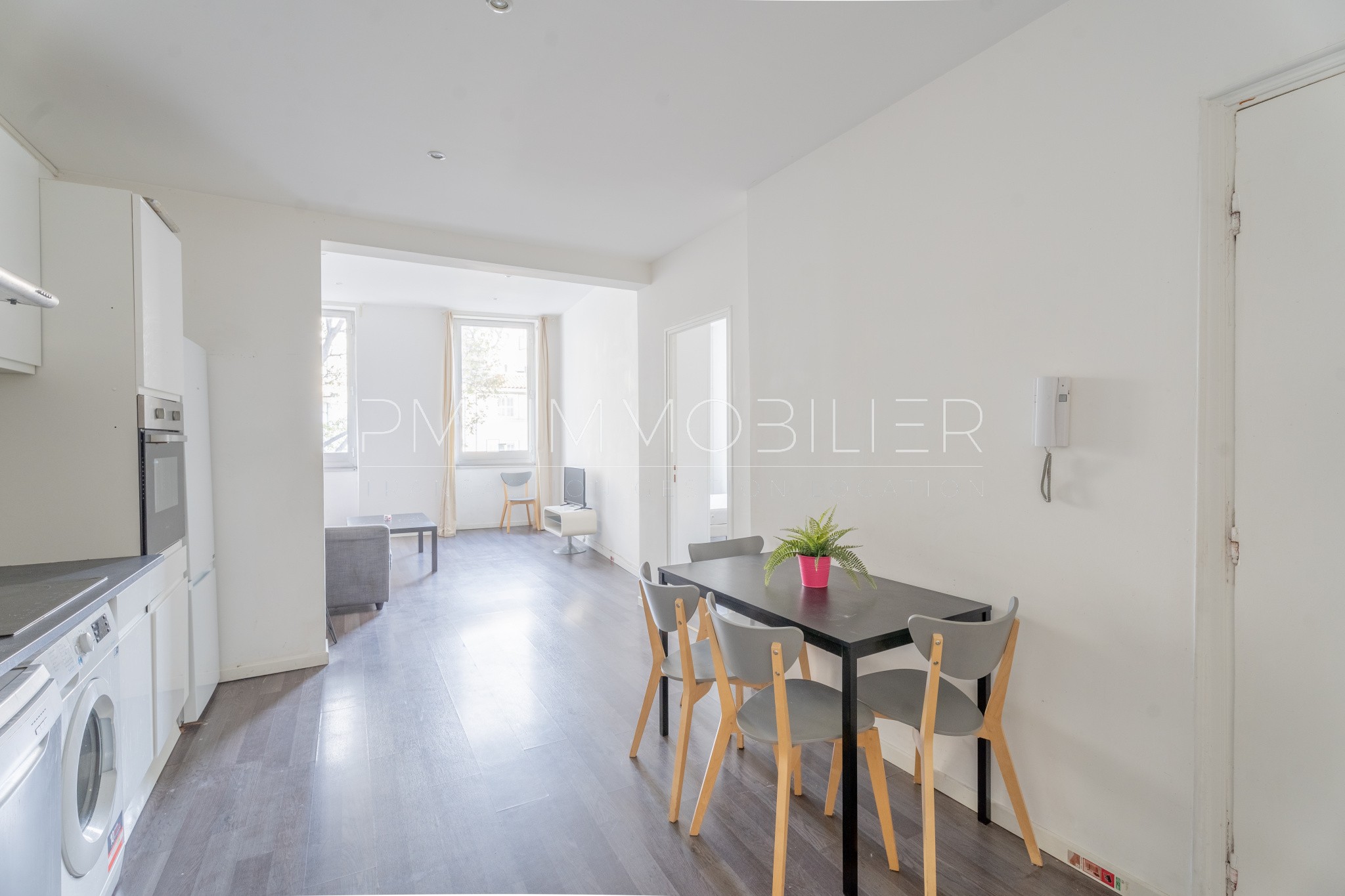 Location Appartement à Marseille 1er arrondissement 3 pièces