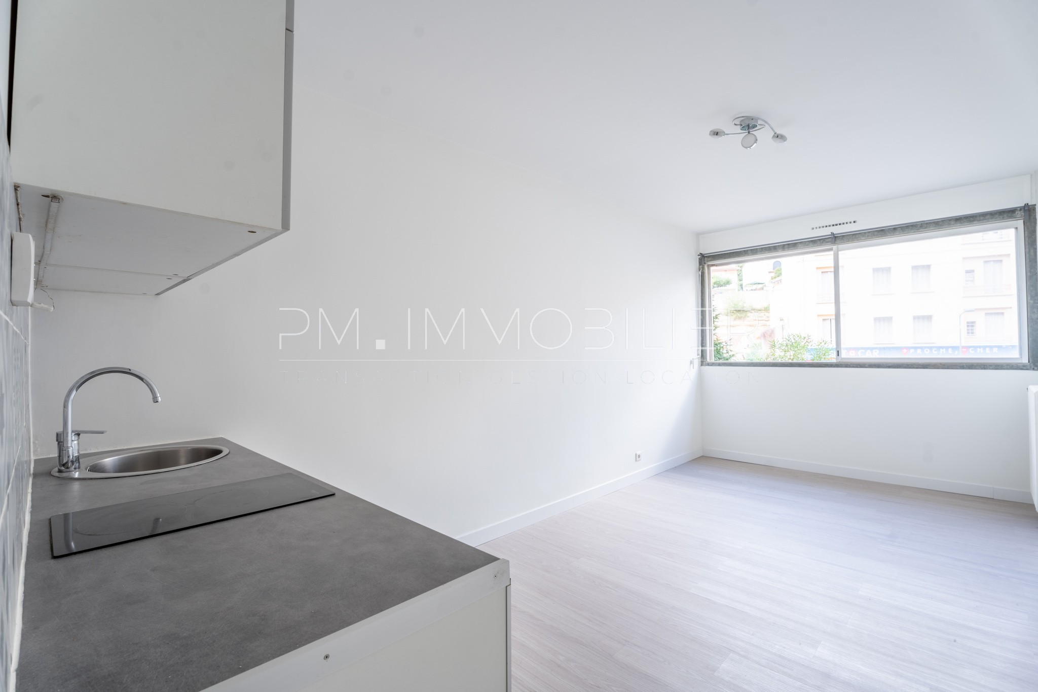 Location Appartement à Marseille 5e arrondissement 1 pièce