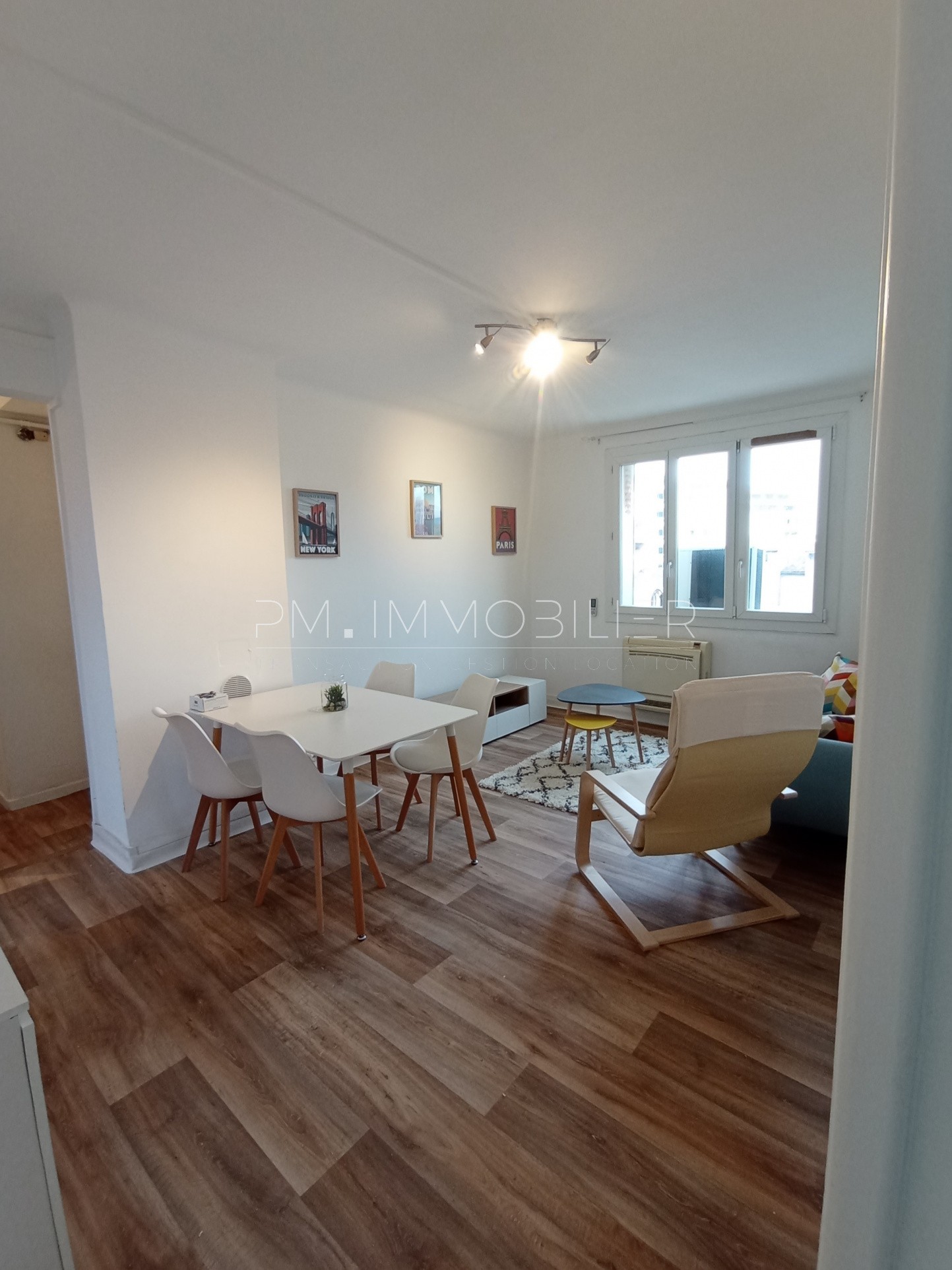 Location Appartement à Marseille 8e arrondissement 4 pièces