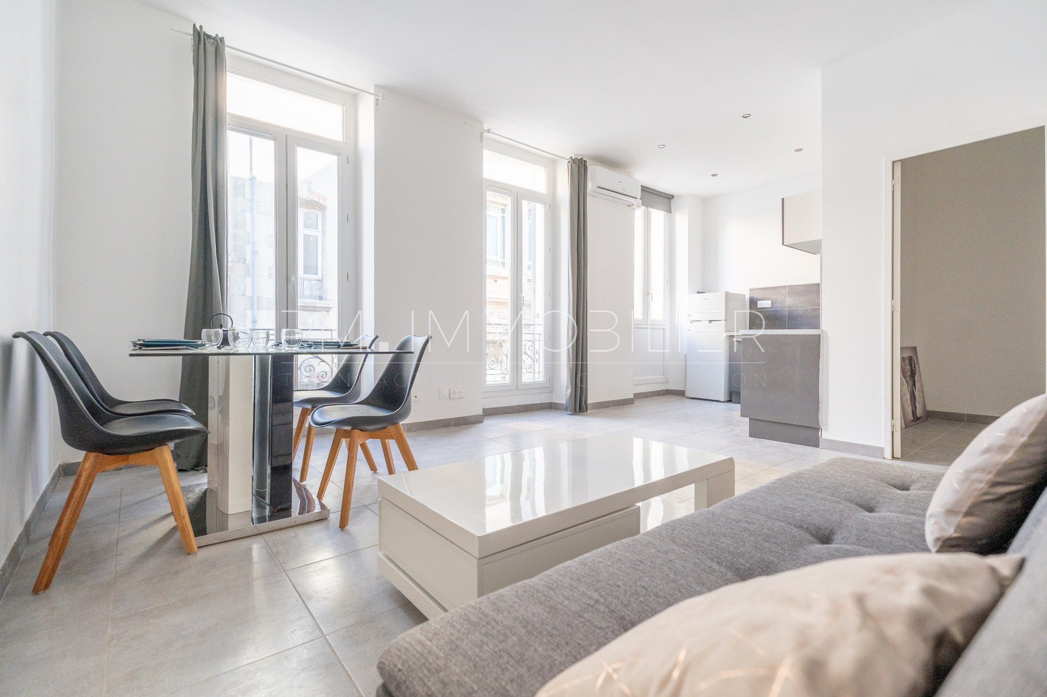 Location Appartement à Marseille 8e arrondissement 2 pièces