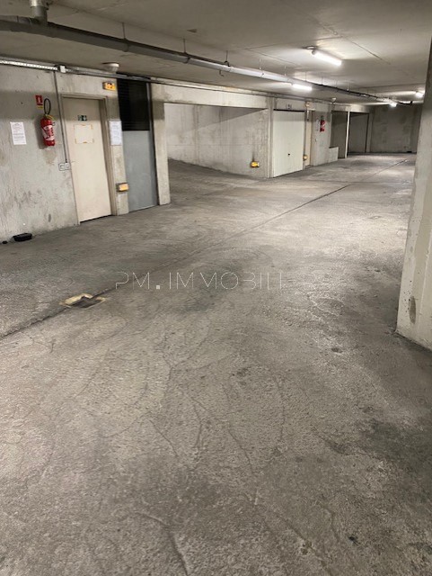 Location Garage / Parking à Marseille 5e arrondissement 0 pièce