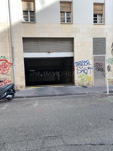 Location Garage / Parking à Marseille 5e arrondissement 0 pièce