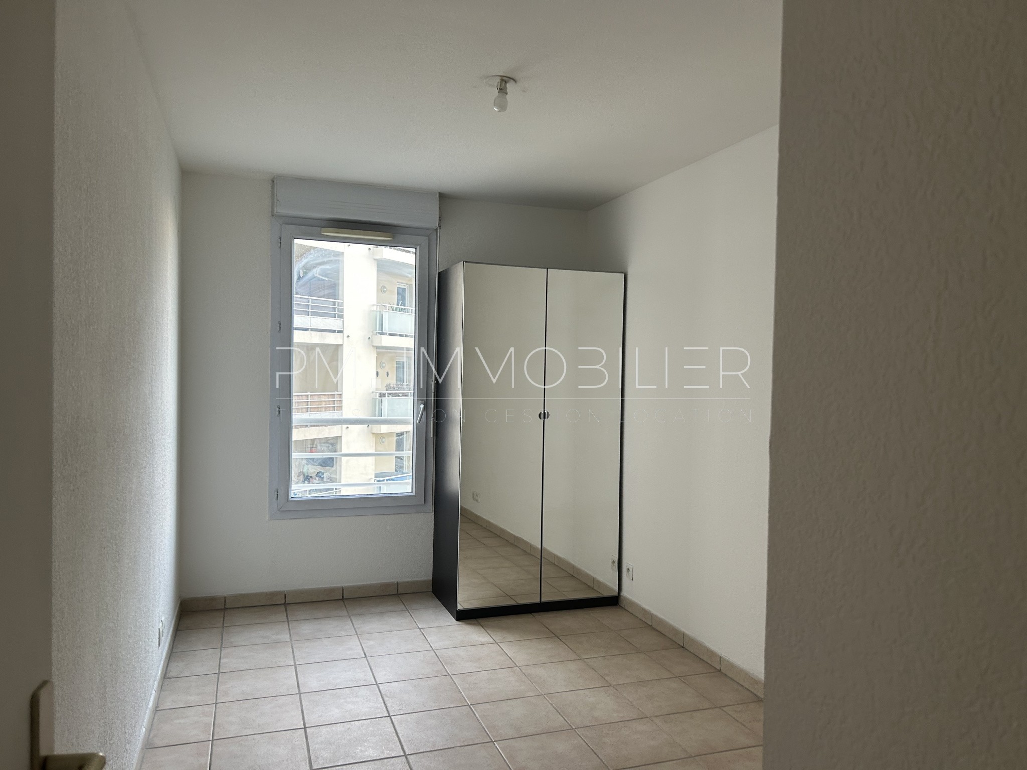 Location Appartement à Marseille 8e arrondissement 3 pièces