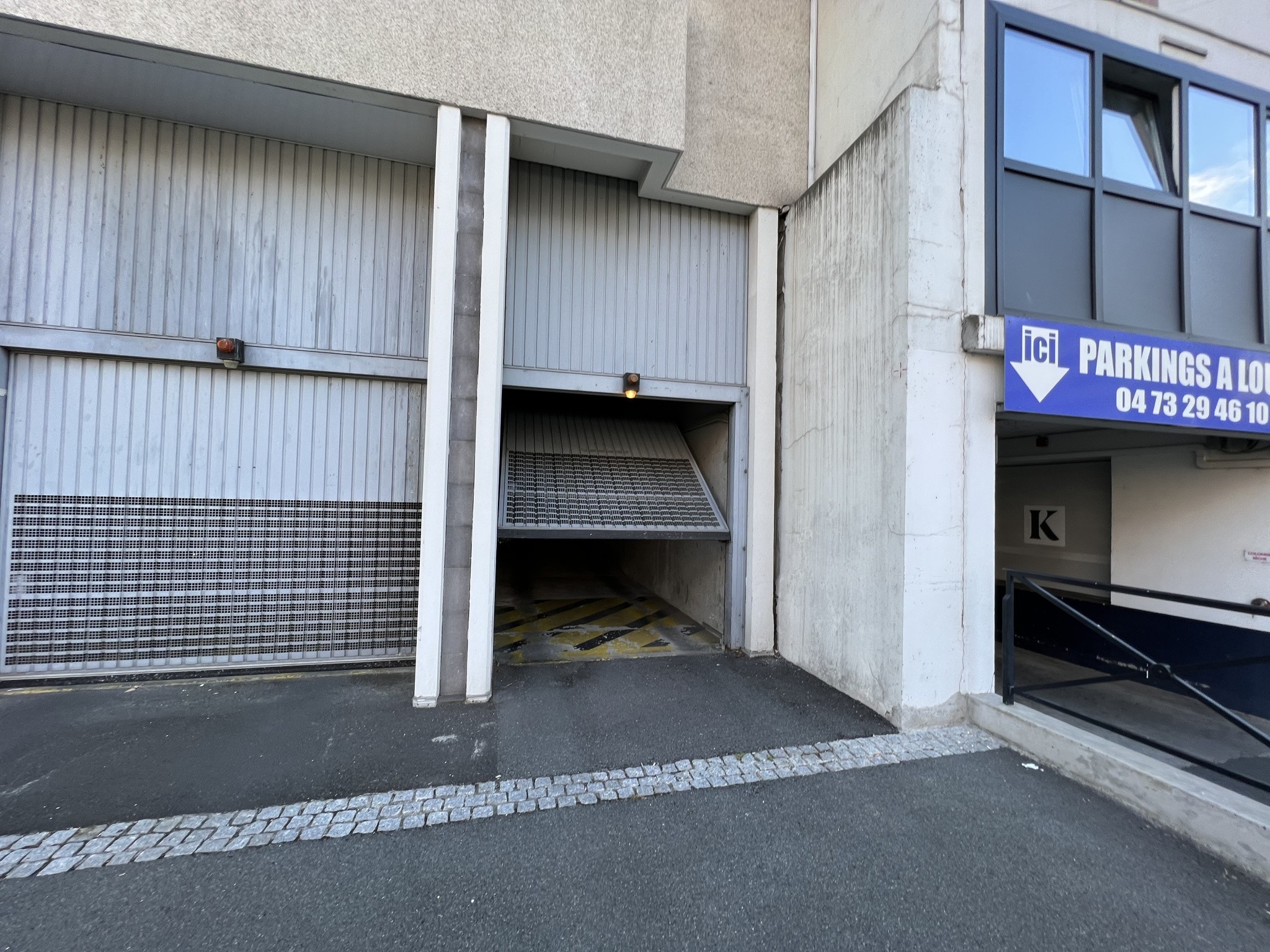 Location Garage / Parking à Clermont-Ferrand 0 pièce