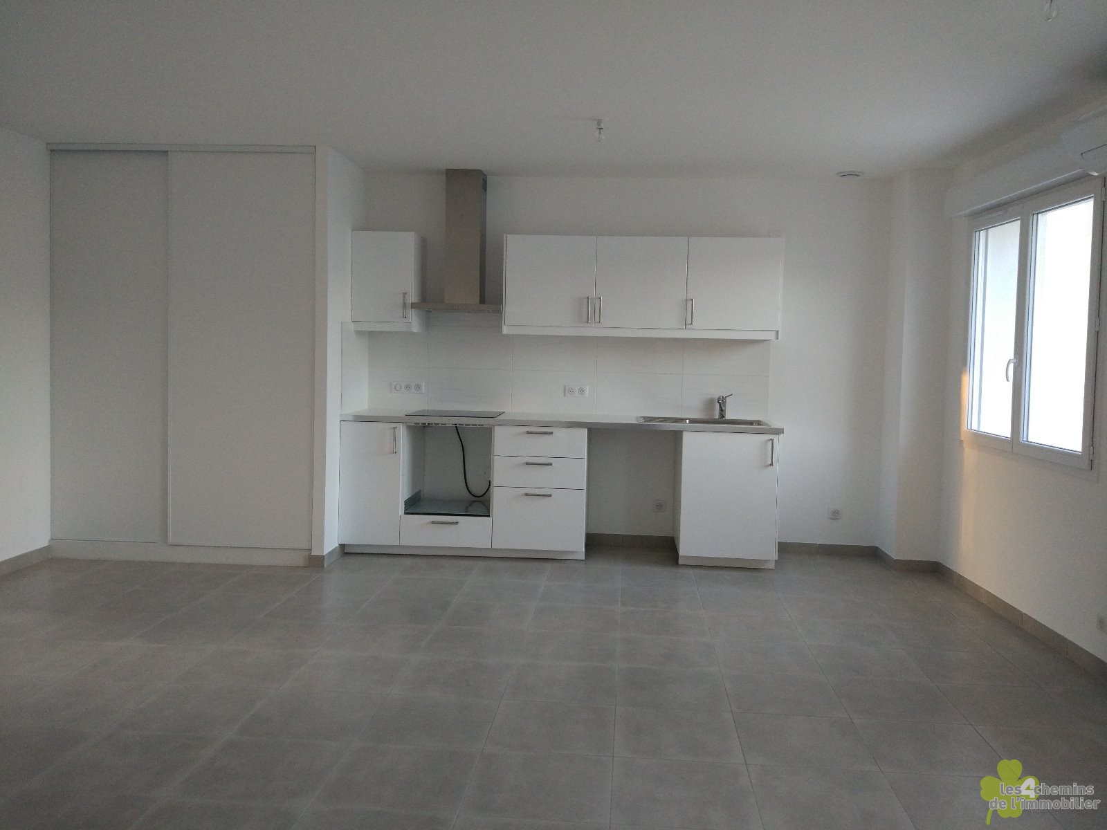 Location Appartement à Châteauneuf-le-Rouge 3 pièces