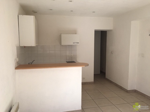 Location Appartement à Châteauneuf-le-Rouge 2 pièces