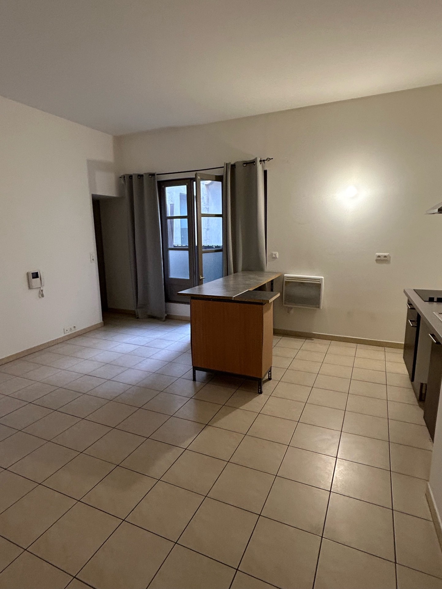 Location Appartement à Beaucaire 1 pièce