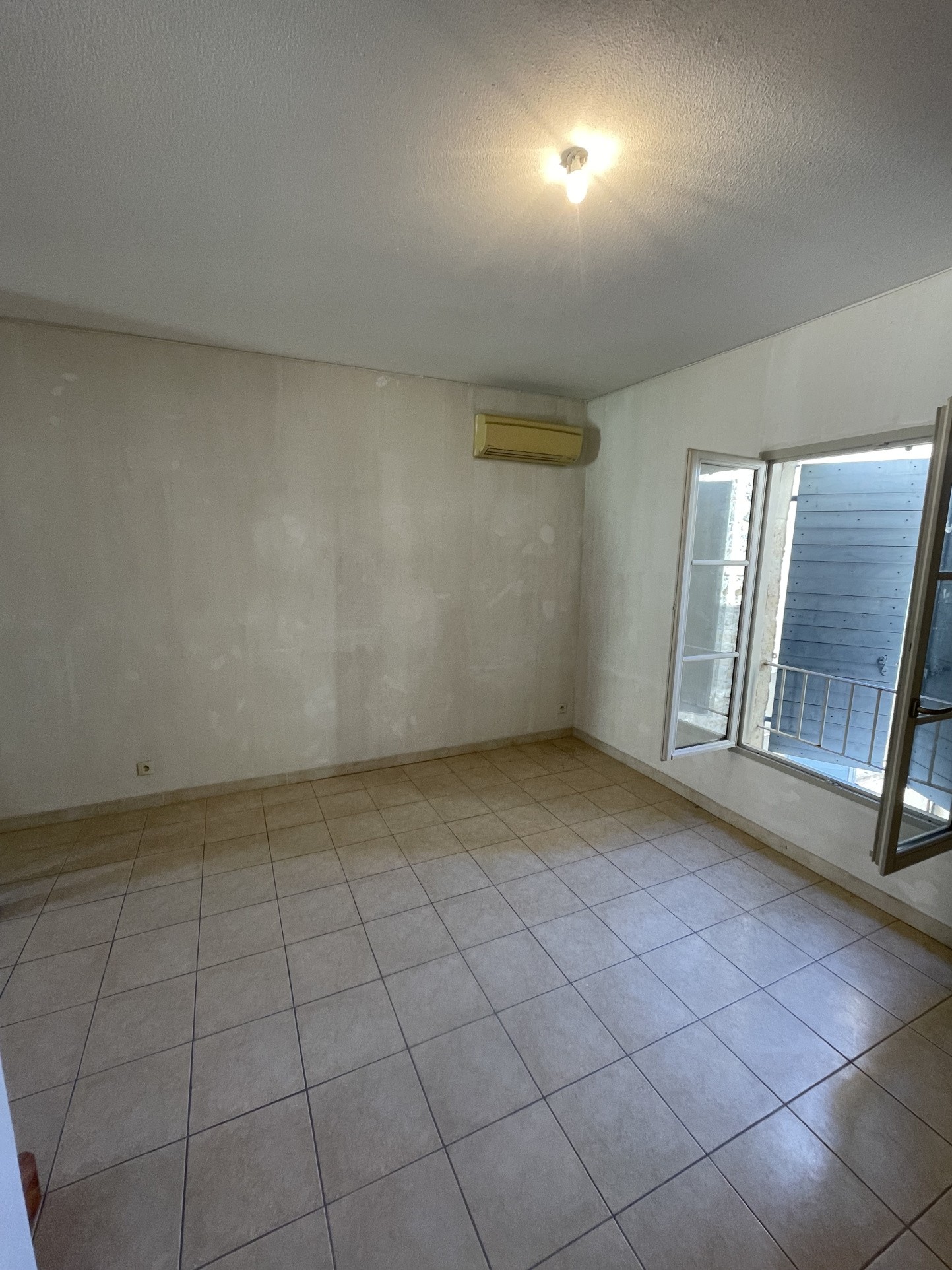 Location Appartement à Beaucaire 4 pièces