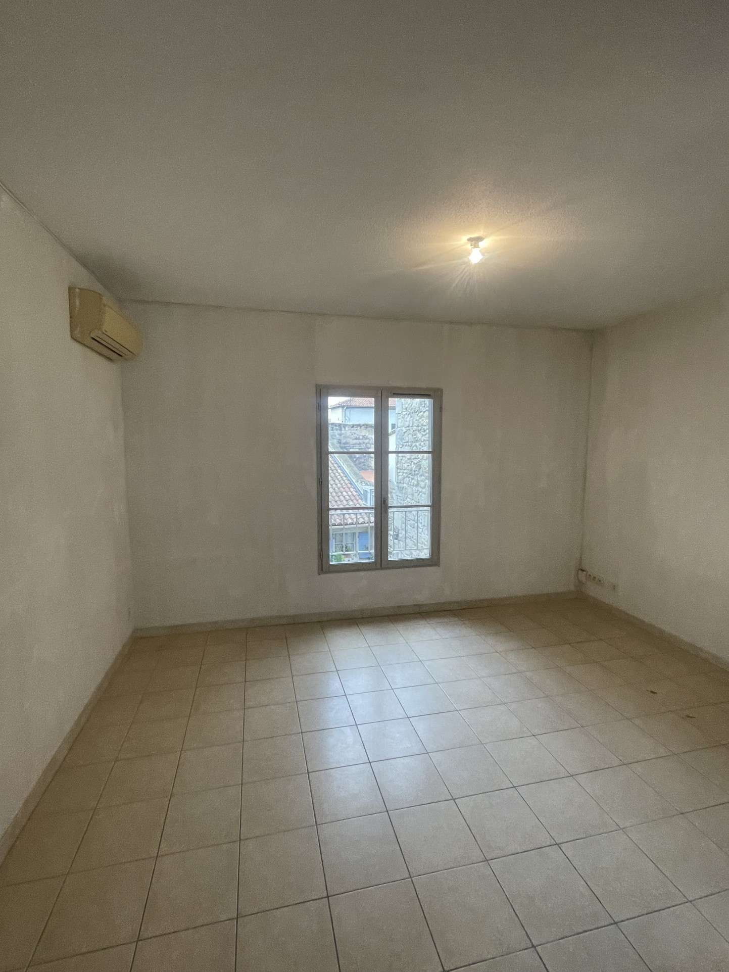 Location Appartement à Beaucaire 4 pièces