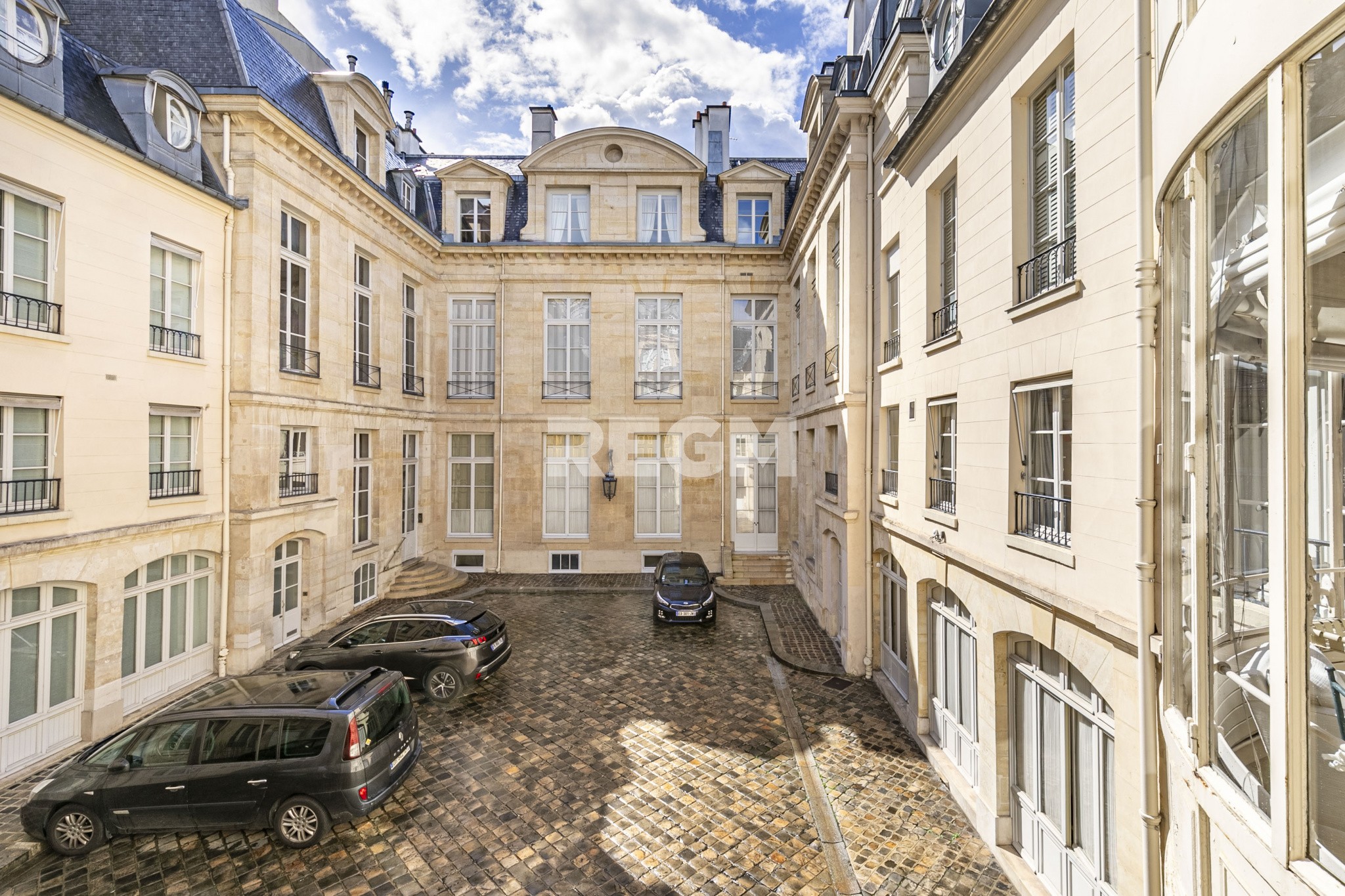 Vente Appartement à Paris Palais-Bourbon 7e arrondissement 4 pièces