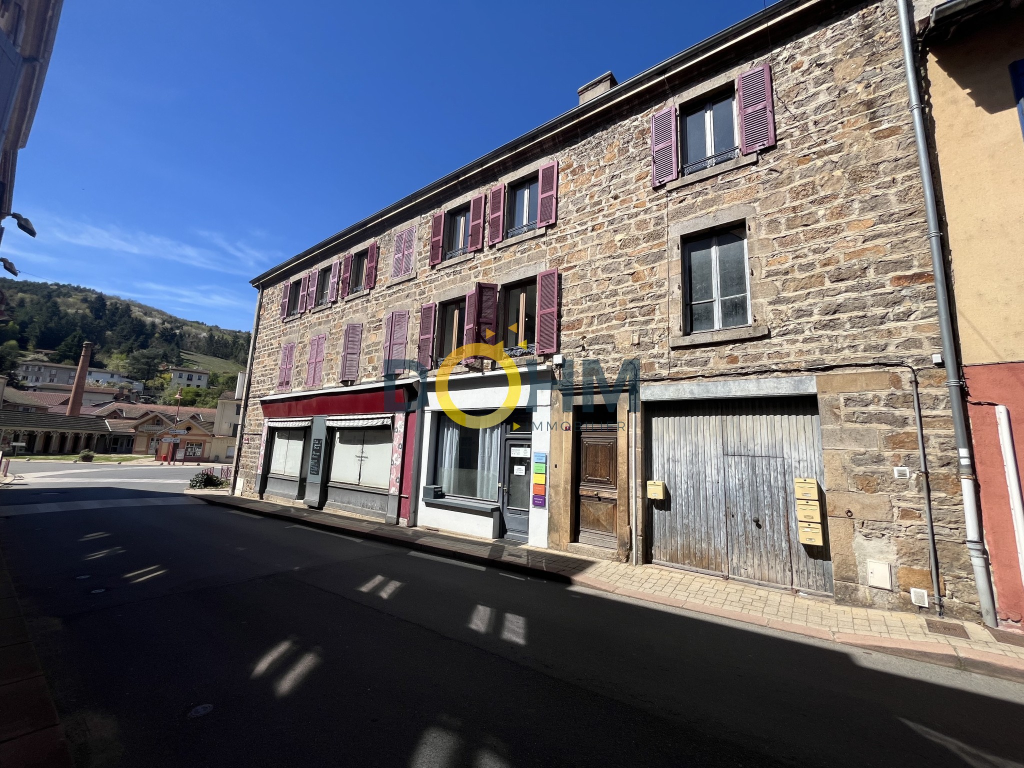 Vente Bureau / Commerce à Montbrison 0 pièce