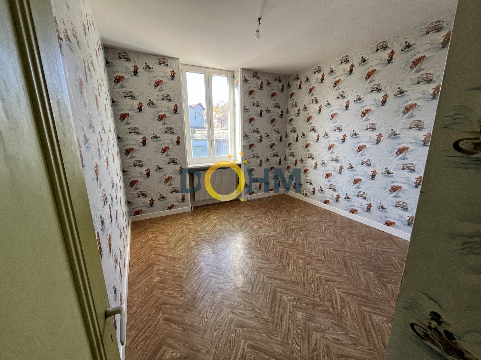 Location Appartement à Saint-Bonnet-le-Château 4 pièces