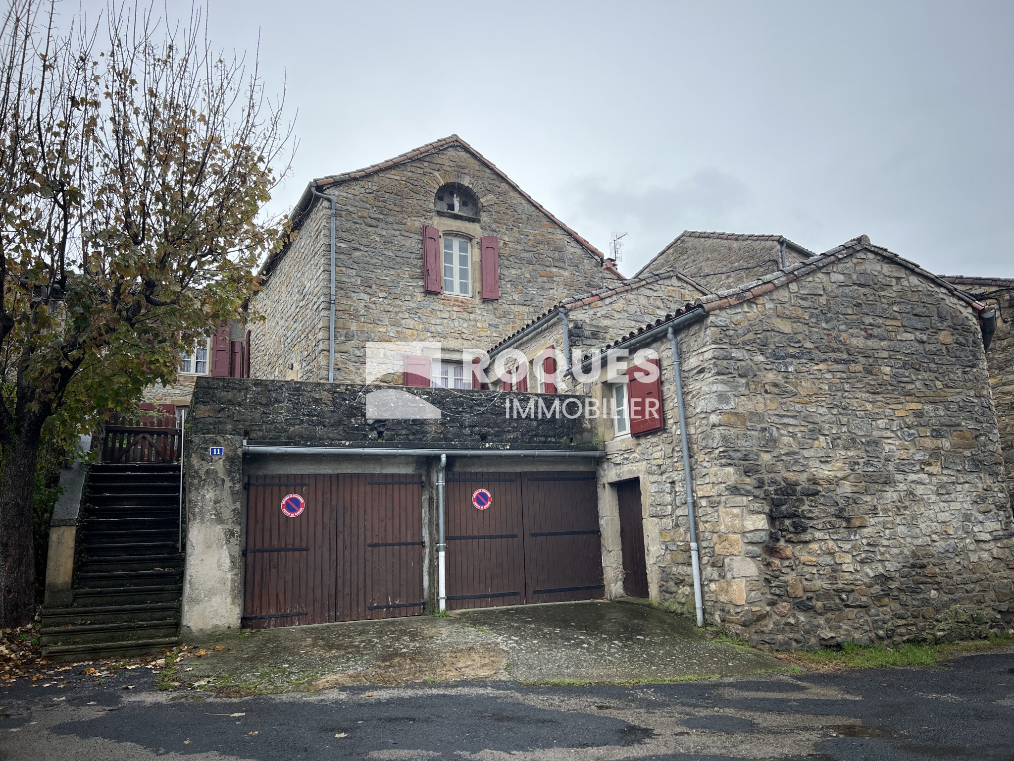 Vente Maison à Saint-Georges-de-Luzençon 8 pièces