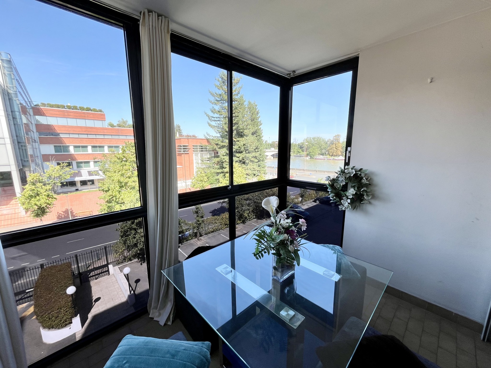 Location Appartement à Suresnes 4 pièces