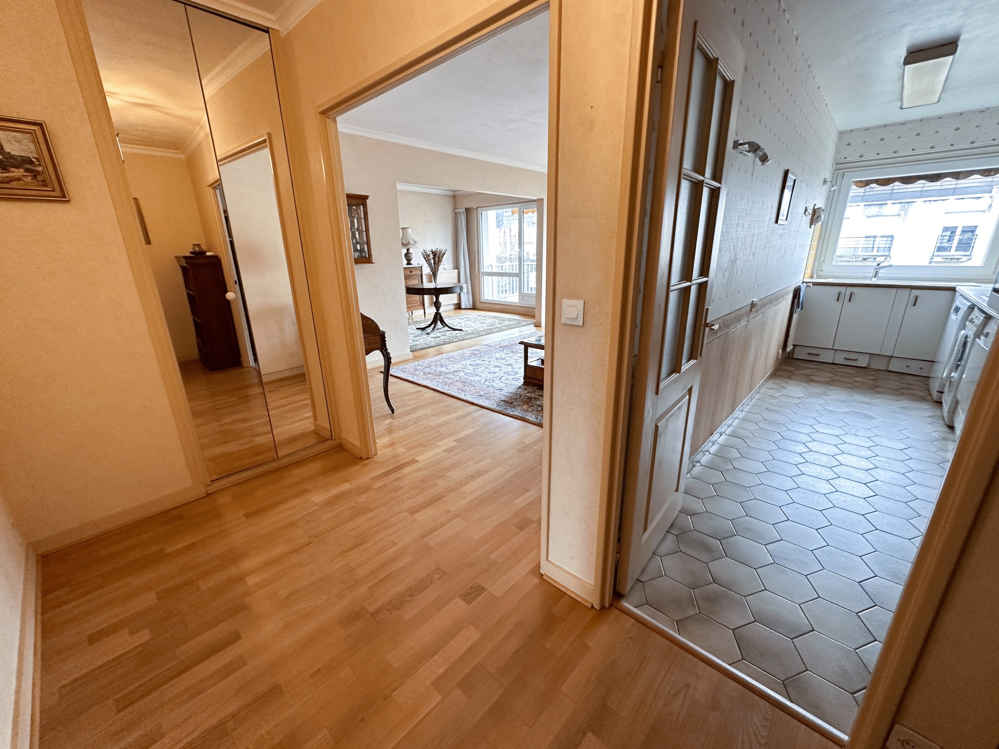 Vente Appartement à Courbevoie 5 pièces