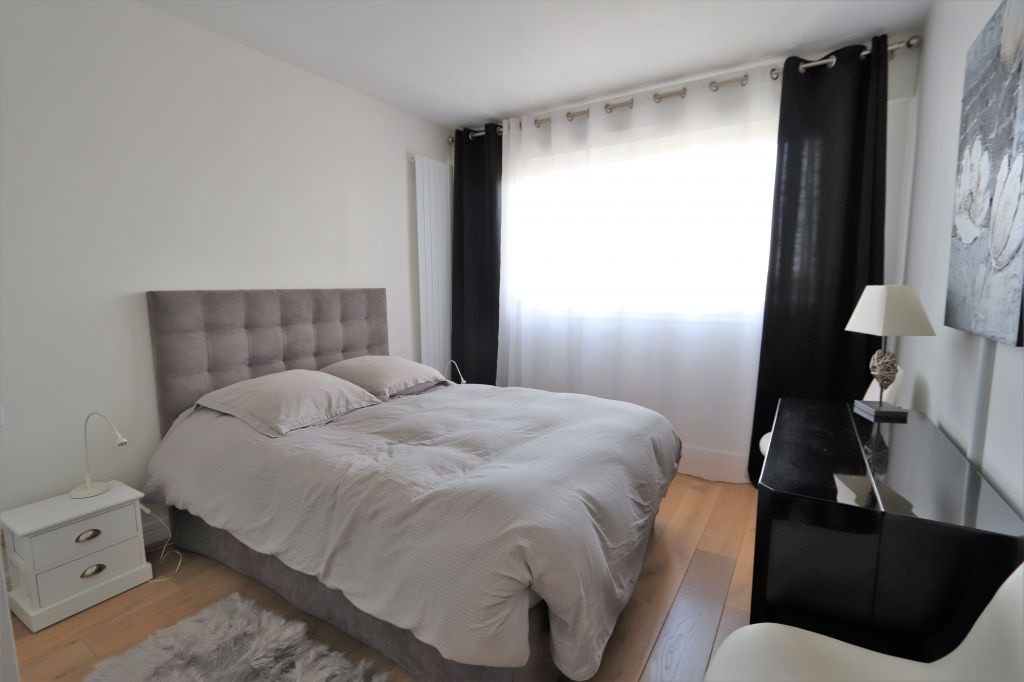 Location Appartement à Courbevoie 2 pièces