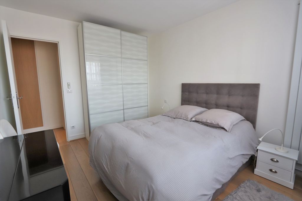 Location Appartement à Courbevoie 2 pièces