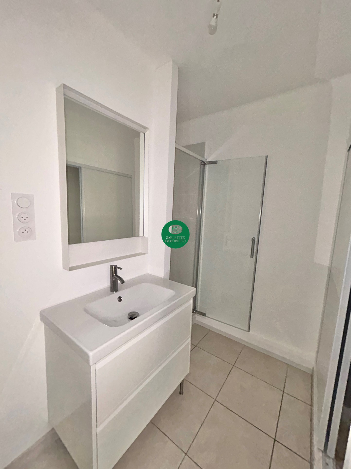 Location Appartement à Six-Fours-les-Plages 1 pièce