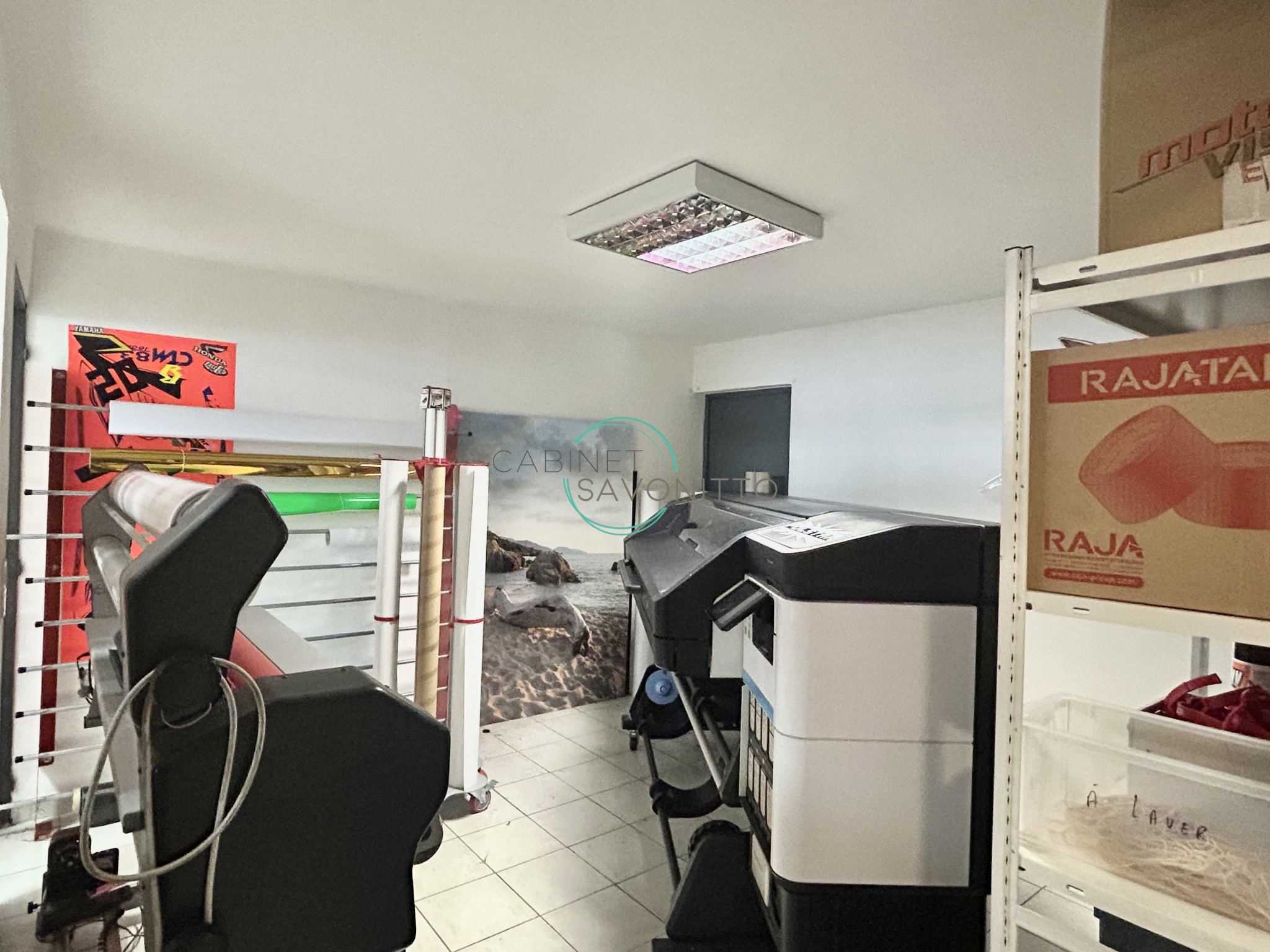 Location Bureau / Commerce à Aubagne 0 pièce