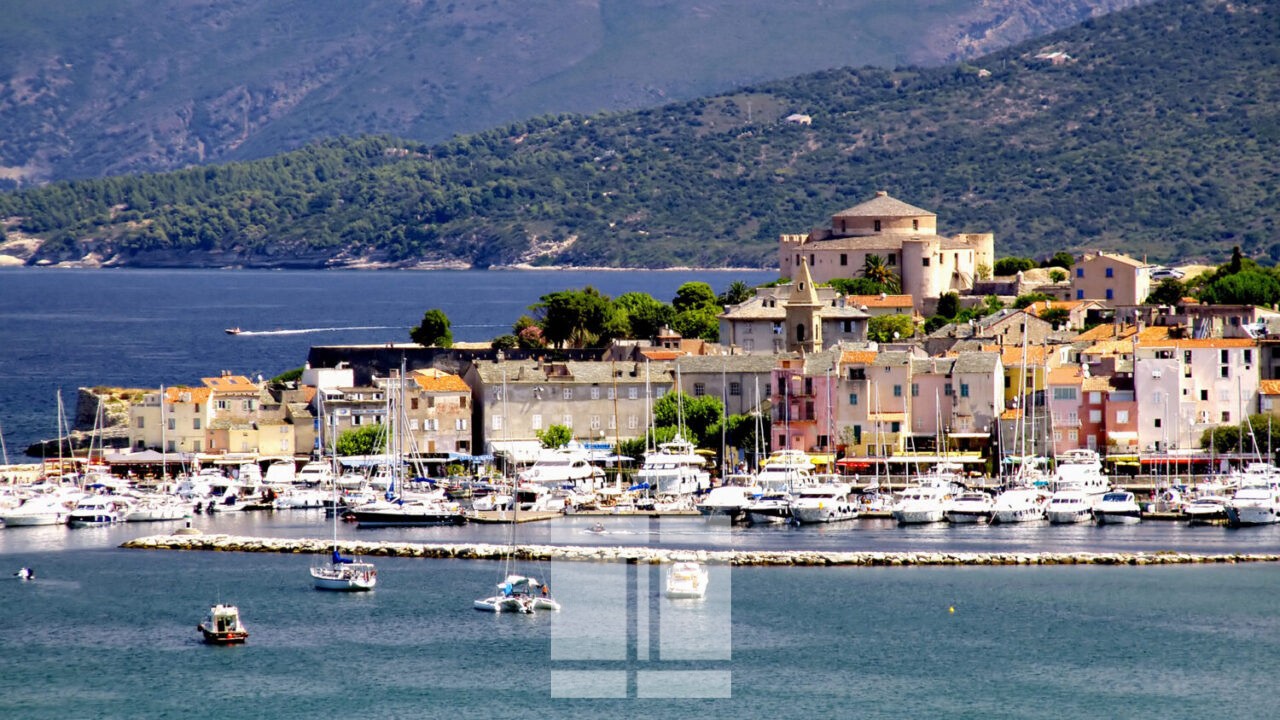 Vente Appartement à Saint-Florent 4 pièces