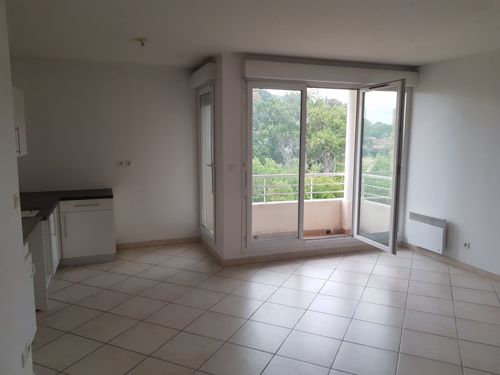 Location Appartement à Marignane 2 pièces