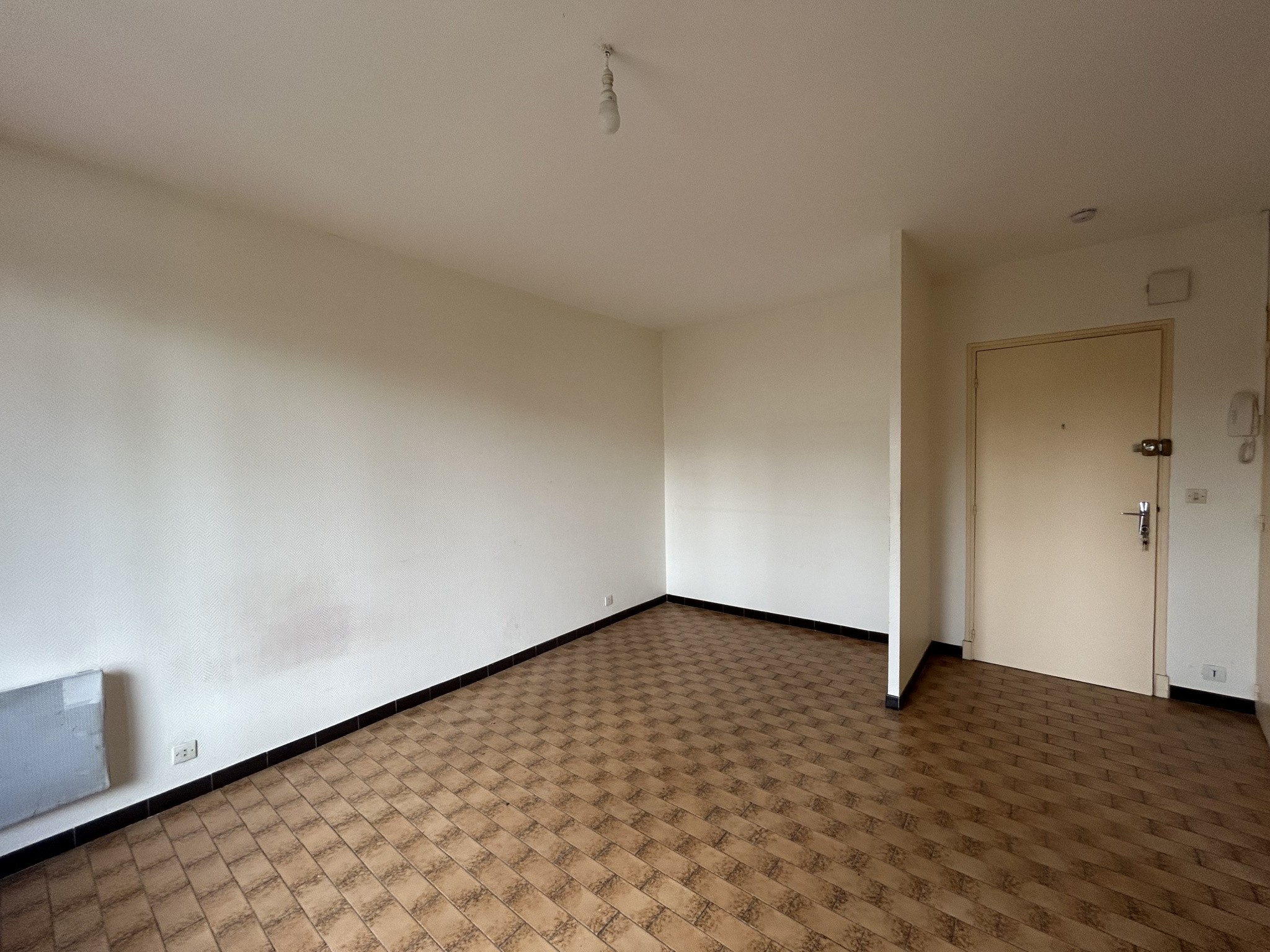 Location Appartement à Fleurance 1 pièce