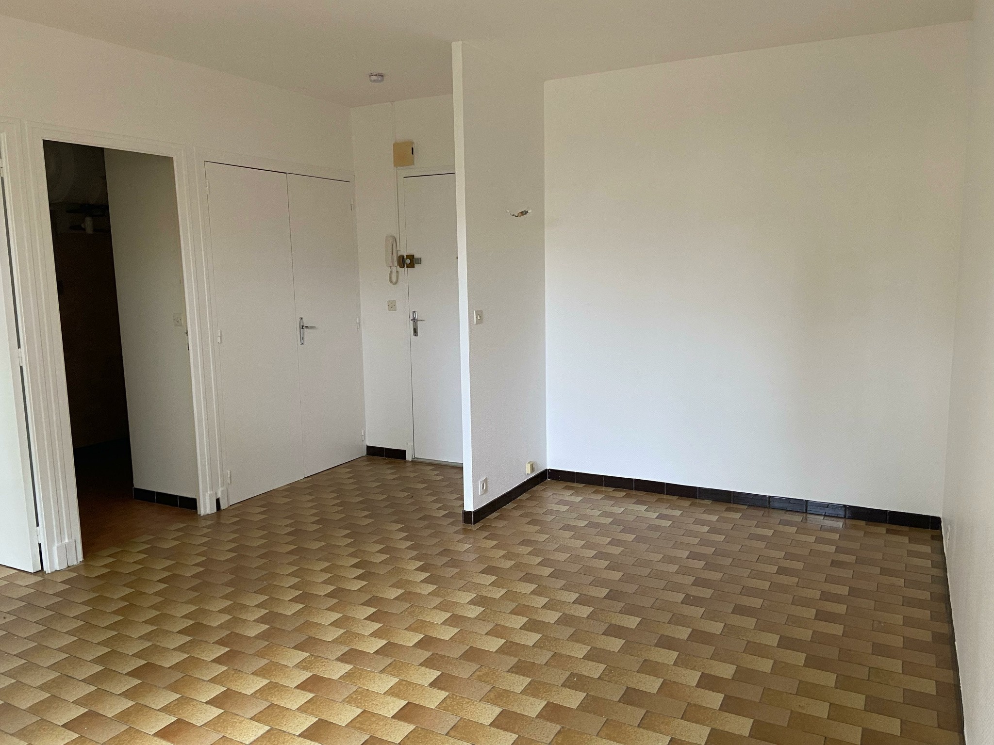 Location Appartement à Fleurance 1 pièce