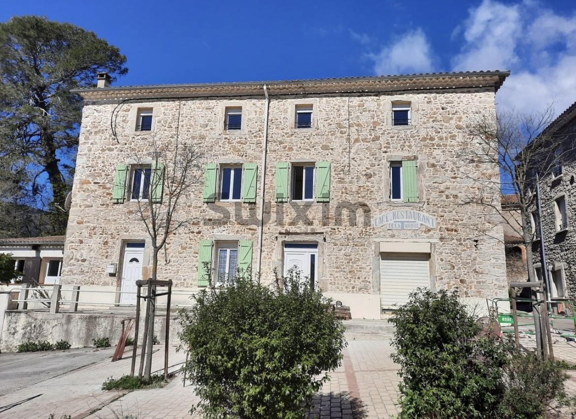 Vente Maison à Saint-Florent-sur-Auzonnet 18 pièces