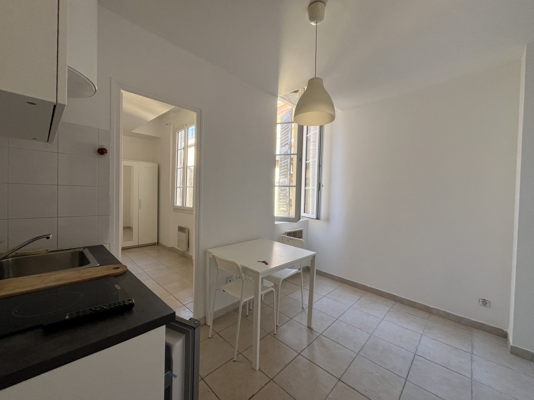 Location Appartement à Marseille 1er arrondissement 2 pièces